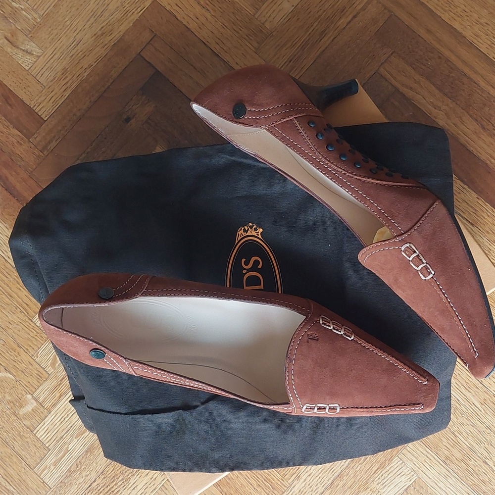 NIB vintage Tod"s brown nubuck 2 inch pump 8M/ EU 38